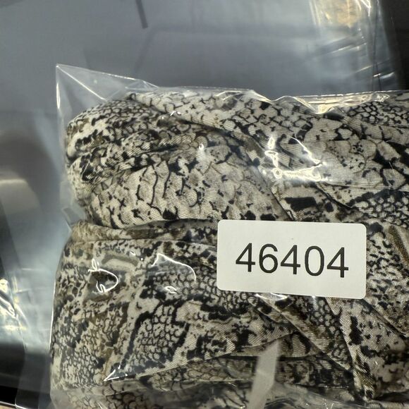 Liz Baker T-Shirt Women L Large Gray Animal Print Short Sleeve Round Neck Casual - Picture 6 of 6